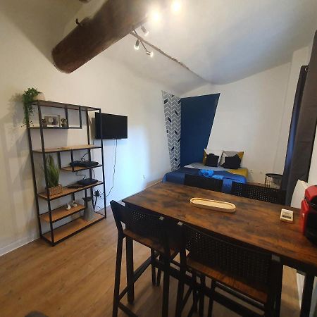 エクス＝アン＝プロヴァンスStudio Climatise Hyper Centre Aix En Provenceアパートメント エクステリア 写真